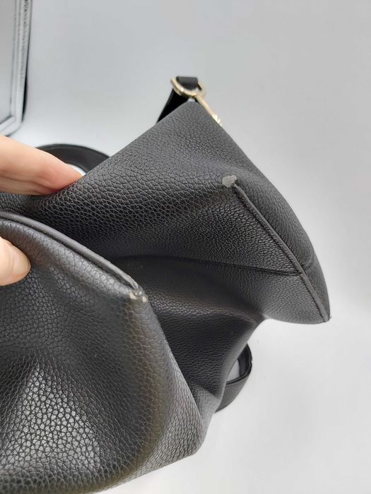 Torebka shopperka CALVIN KLEIN czarna kuferek torba