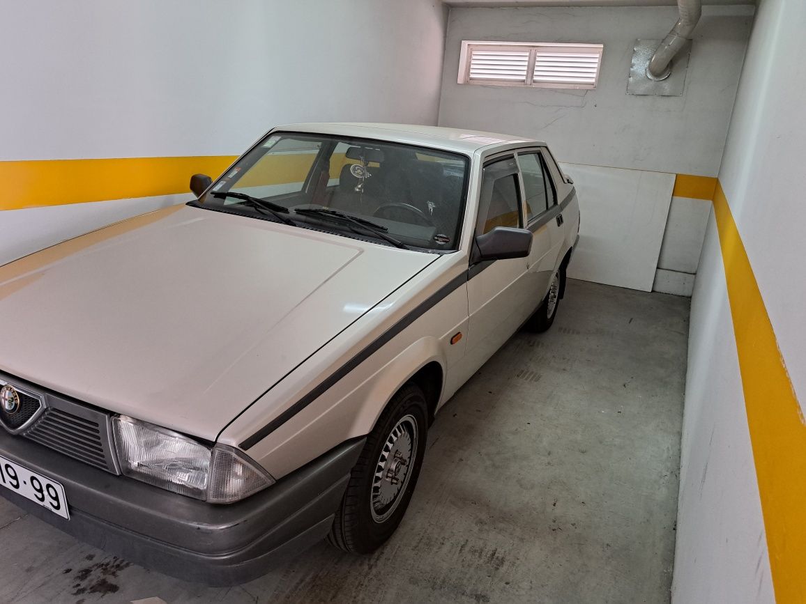 Alfa Romeo 75 de 1989 1.6 carburador duplo