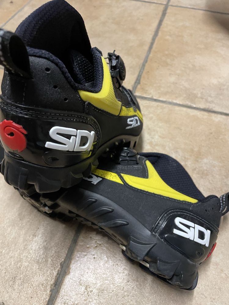 Sapatos BTT SIDI Tamanho 40