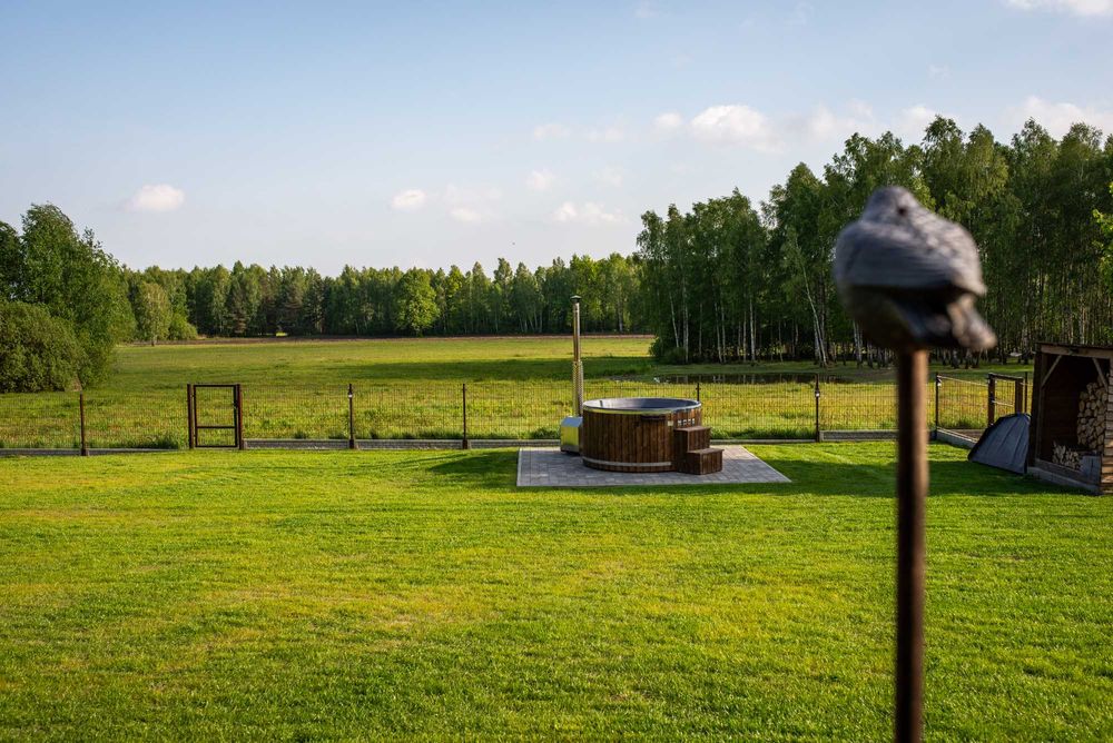 Domek Roztocze - szczelnie ogrodzony. Ognisko. Jacuzzi - Balia. Sauna.