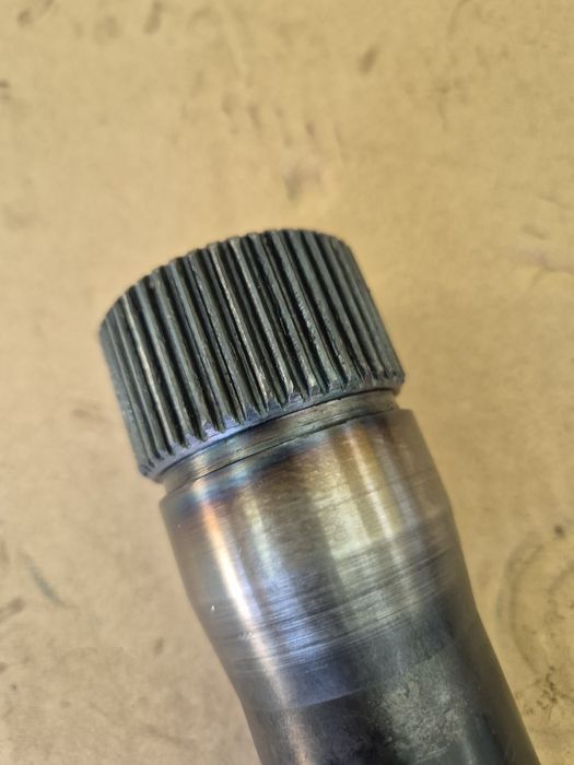 Вал роздатки Mazda cx7 cx-7 роздатка