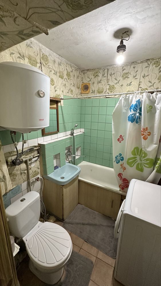 Продам однокімнатну квартиру в с.Михайлівка (Льовшинський залив)