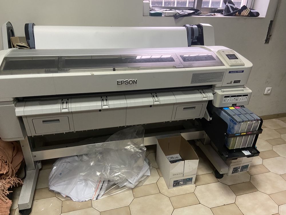 Impresora Epson Surecolor F6000