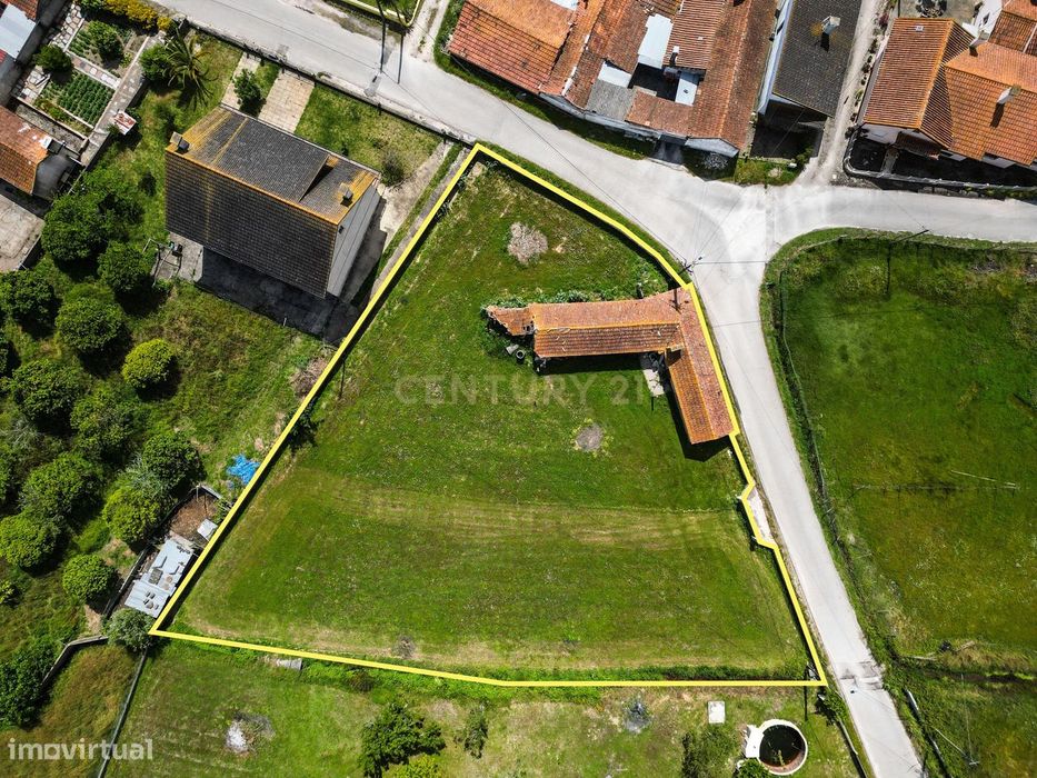 Casa para Recuperar na Volta da Tocha com terreno de 1800m²