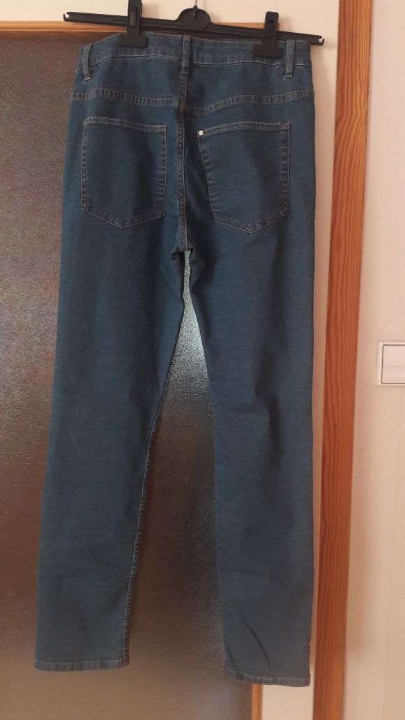 Nowe z metką spodnie dziewczęce jeansowe H&M