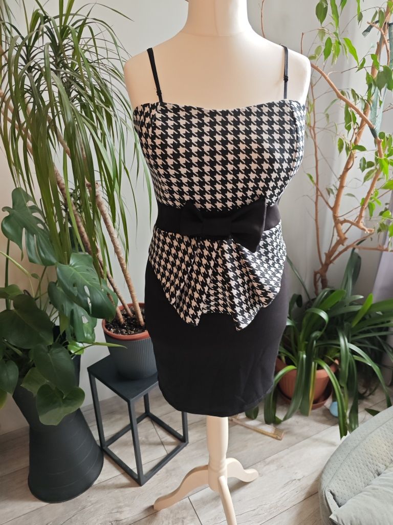Sukienka w pepitka z baskinką elegancka weselna komunijna retro vintag