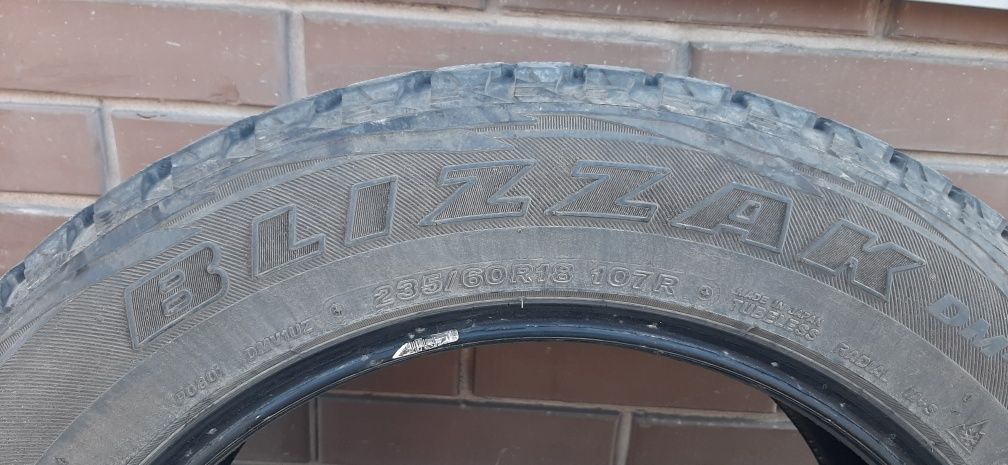 Шины Bridgestone Blizzak DM-V1 235/60 R18