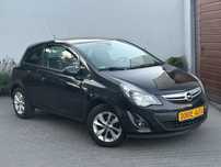 Opel Corsa 1.4i 87 km benz Czarna skóra klimatronik paktronik grz fotel Alu-felgi