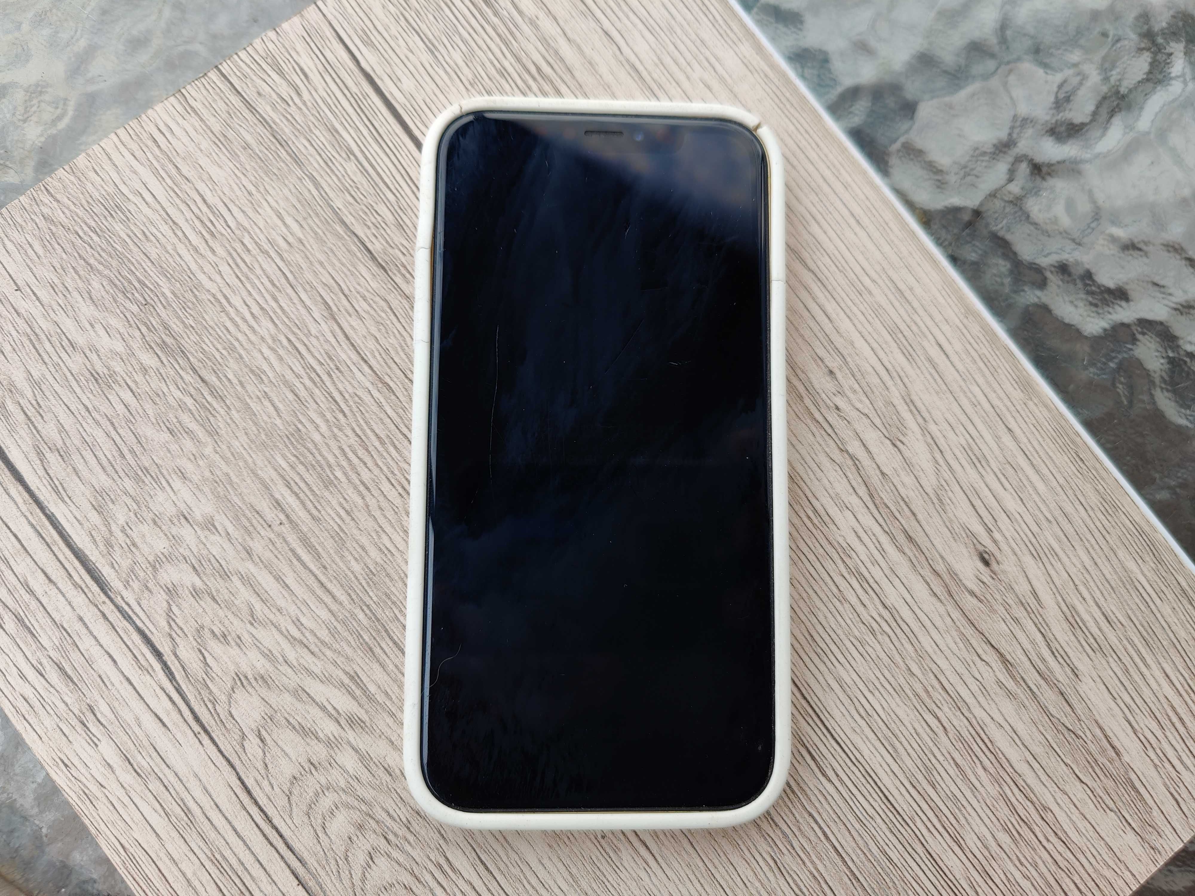 Смартфон Iphone XR 128Gb