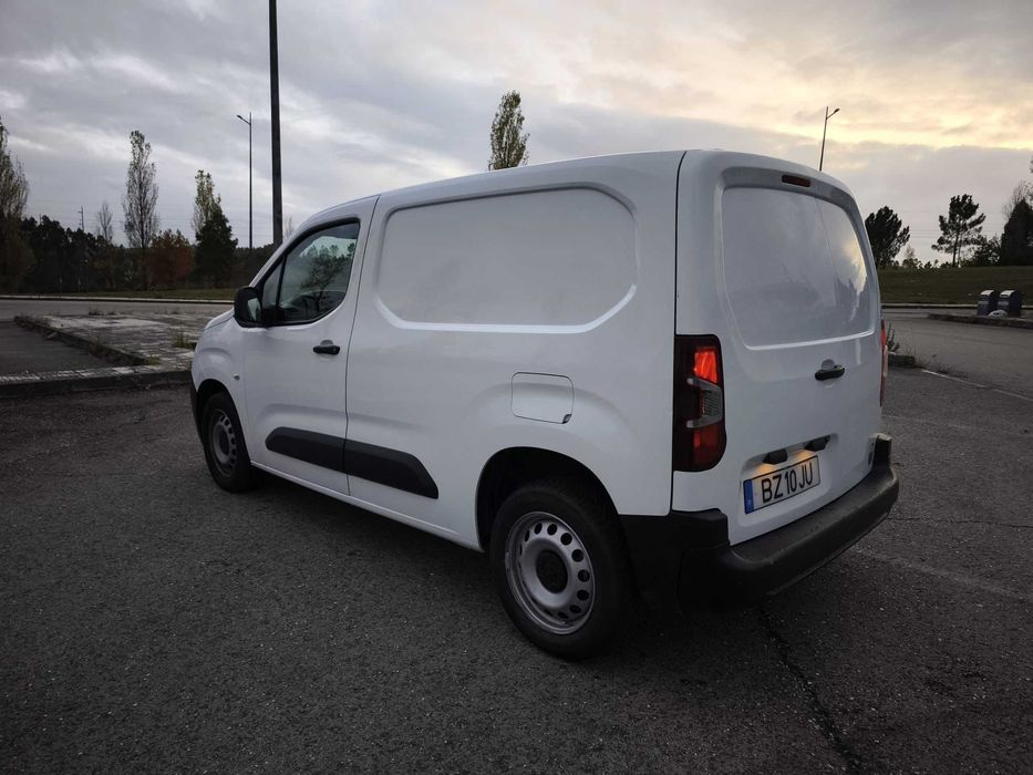Peugeot Partner 1.6HDI 100CV 3 Lug
