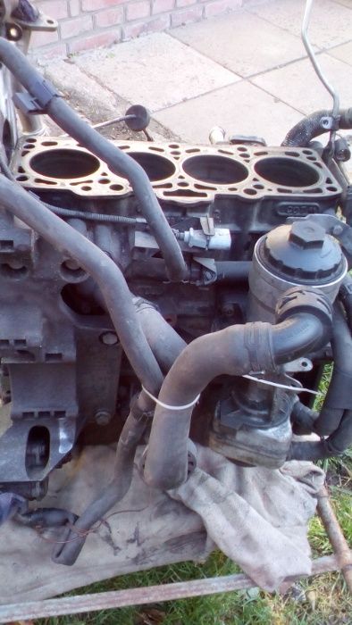 двигун VW Caddy 1.9 TDI BLS аварійний