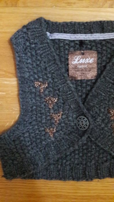 NOWA mega kamizela grafit & złoto r 5- 6 l i 110/116