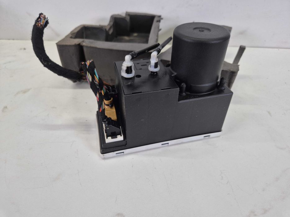 audi a4 b5 lift a3 8l pompka centralnego zamka moduł komfortu