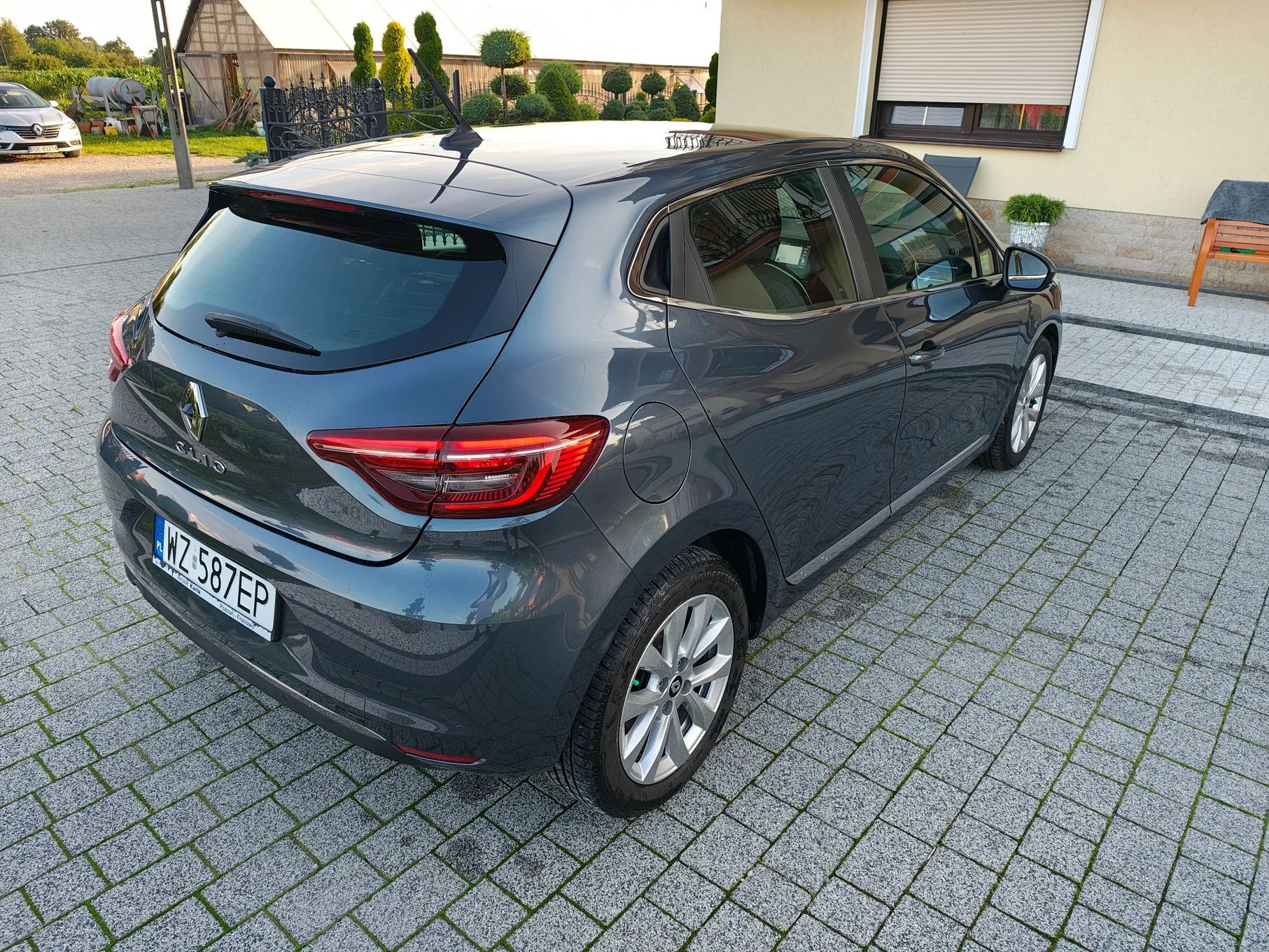 Renault Clio 1.0 TCE 90 Intens, bezwypadkowy, Serwis ASO, faktura VAT 23%