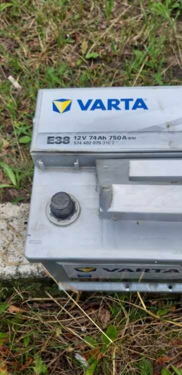 Varta Silver Dynamic---Akumulator 74Ah/750 A---Pewniak 82 % żywotności