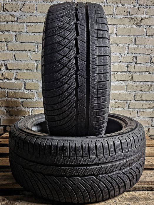 Зимова пара 235/45r19 Michelin | 6mm | 2020 | Hungary | Преміум шини