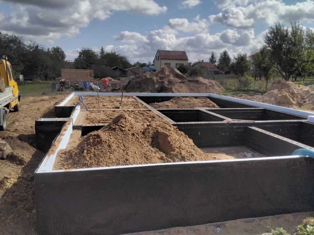 Budowa domów, stany surowe