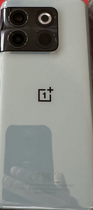 OnePlus 10T 5G – flagowiec z ładowaniem 150W