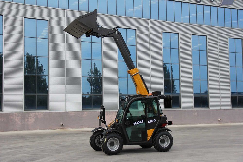 Ładowarka teleskopowa WOLF 1240 I PERSKINS I Szerokość 1,56 m I NOWA