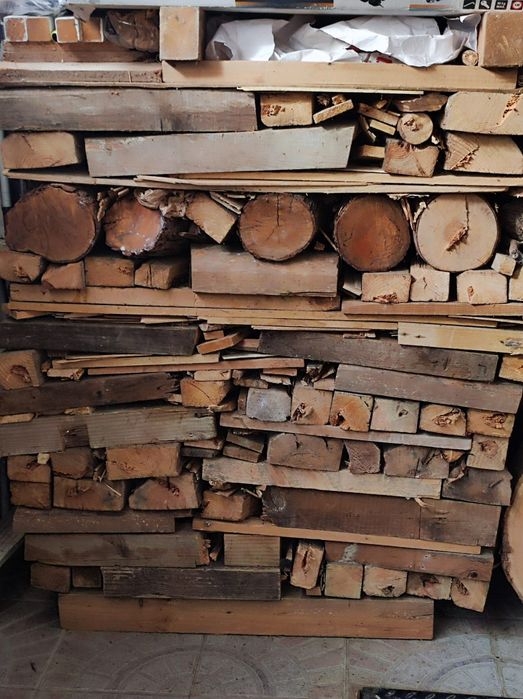 Vendo lenha para queimar