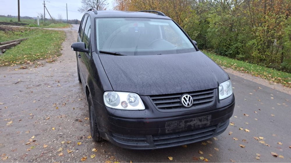 Volkswagen Touran 1.6 бензин MPI. 2005 р