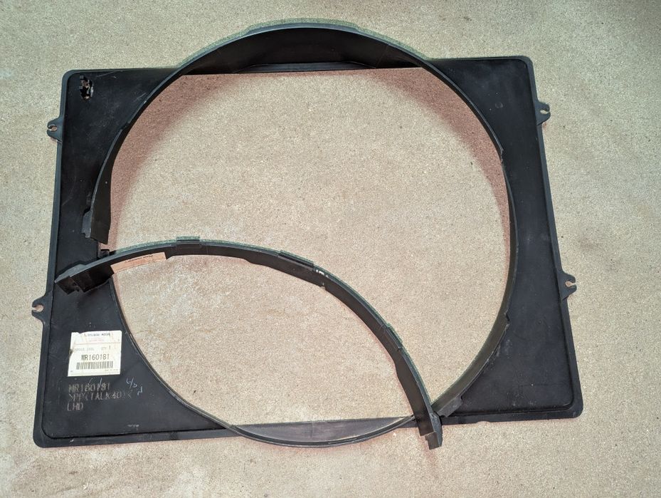 Resguardo radiador/ventoinha Pajero 2.5 - original