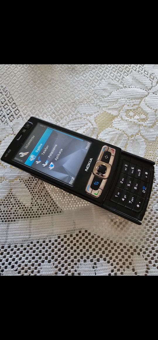 Telefon Nokia N95 8GB - Oryginał. Ładna.