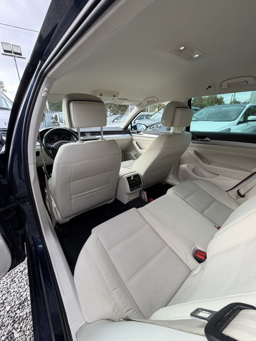 Volkswagen Passat B8 2.0 diesel • 2015 rok • automat • zadatkowany