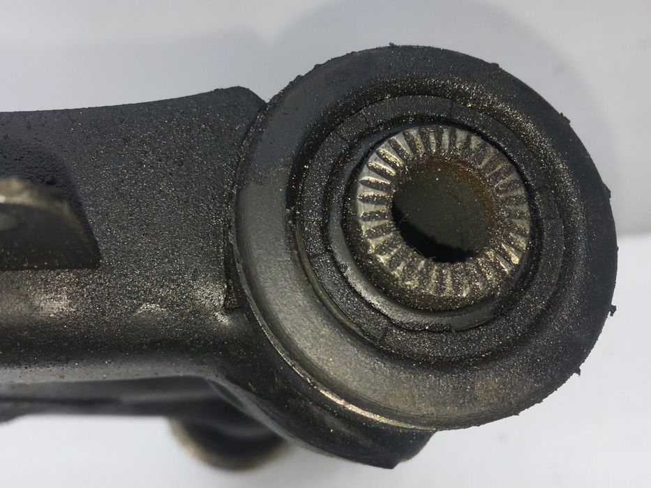 Важіль передньої підвіски нижній передній лівий CHEVROLET ORLANDO 2010