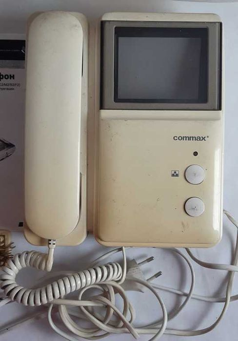 Видеодомофон Commax DPV-4PF2