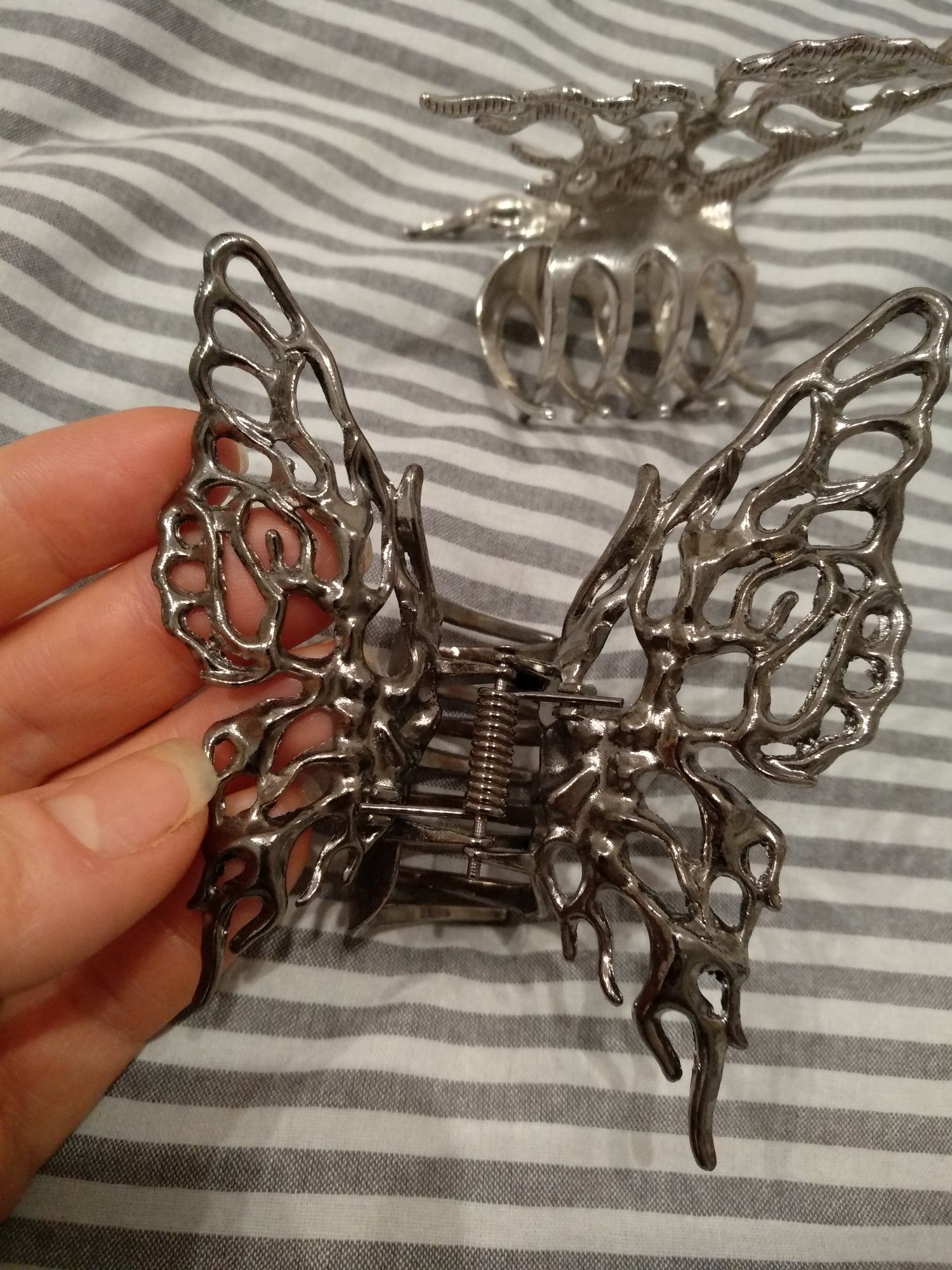 Spinka do włosów motyl