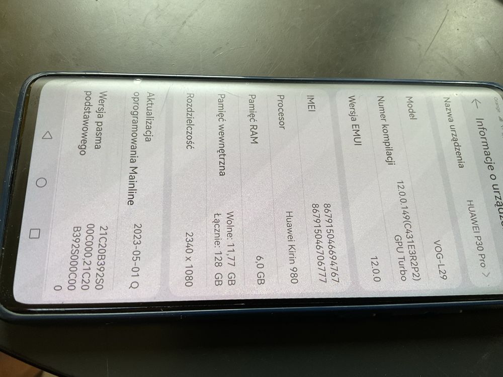 Smartfon Huawei P30 Pro, bateria w dobrym stanie, nie porysowany,
