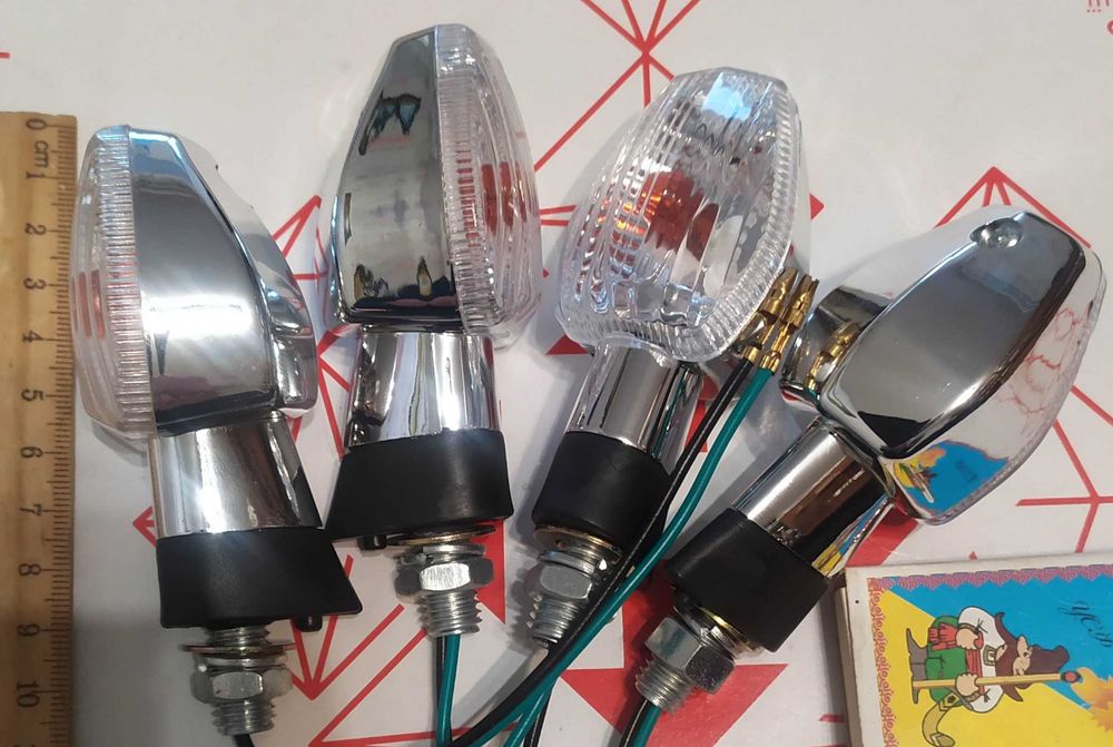 Повороти мото малі хром нікель нові 4шт Поворотники малые к-т 4шт 12V
