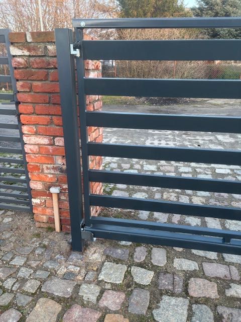 NOWA BRAMA przesuwna suwana 6m X 1.5m 4m Słupy rolki Komplet