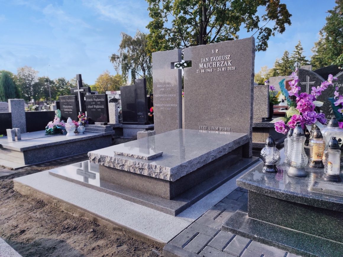 Nagrobki, pomniki, podnoszenia, rozbiórki, parapety, blaty MSTONE ŁÓDŹ
