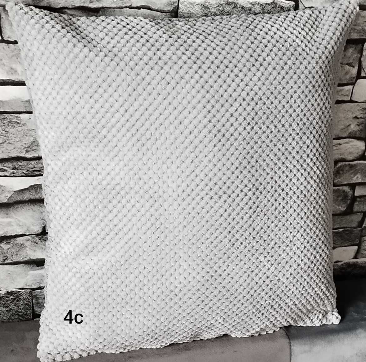 Poszewki dekoracyjne 40x40cm plusz DOT wzory