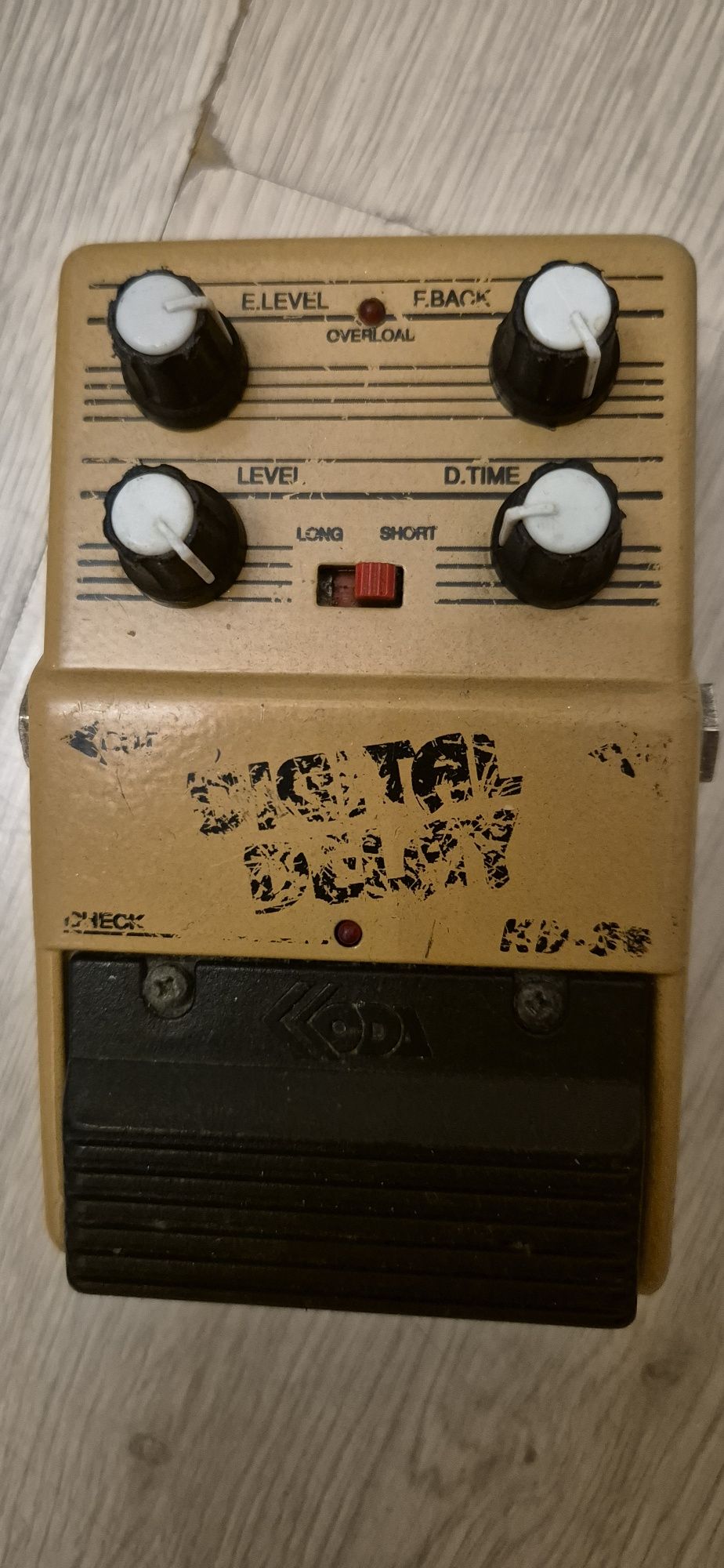 Koda Digital Delay KD-36 (gniazdko Boss) echo cyfrowe efekt kostka