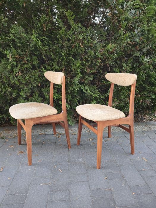 Krzesła PRL Hałasa parka