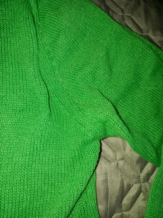 Кофта,легка в'язка. Зелена,нова