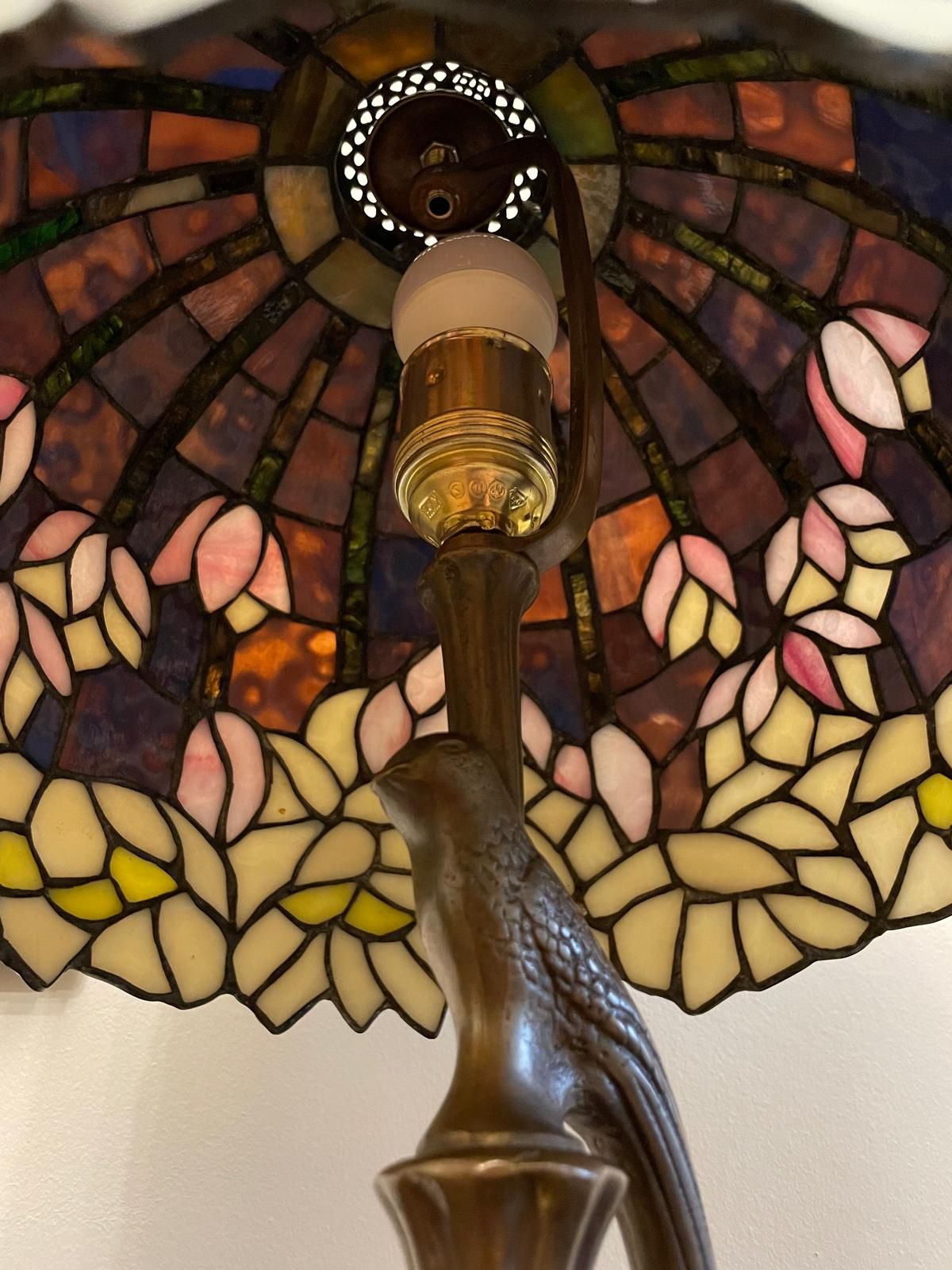 Lampa mosiężna ,salonowawitrażowa Tiffany