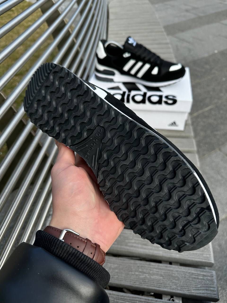 Adidas ZX 750  натуральна замша