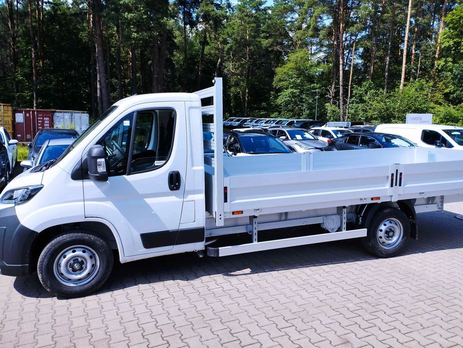 Toyota PROACE MAX  SKRZYNIA długość wewnętrzna 4850mm