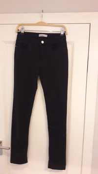 Spodnie jeansy elastyczne rurki z Zara