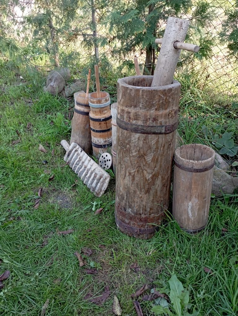 Продам,бочки,маслобійка,колеса лопати вили,кочерги,корита