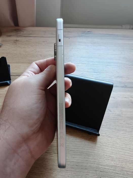 One Plus nord 4 512 GB i 16 GB Ram