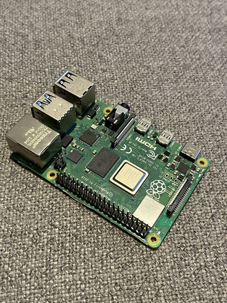 używany Raspberry Pi model B 2GB