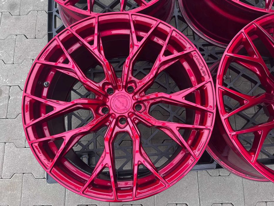Felgi aluminiowe Concaver CVR1 20" 9,5J ET22 + 10,5J ET15 5x112 Red