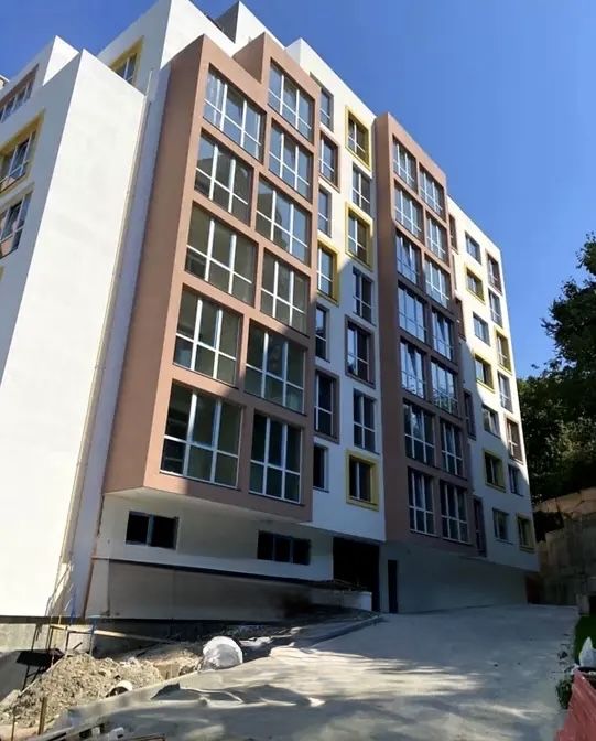 Продаж 2-кім зданої квартири по вул Очеретяній Мазепи