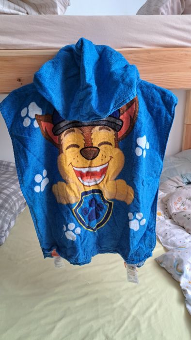 Ręcznik kąpielowy ponczo oeko tex psi patrol z kapturem. Rozmiar 50x11