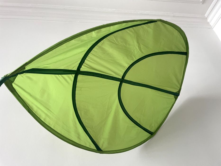 Dossel de cama IKEA LOVA, em forma de folha